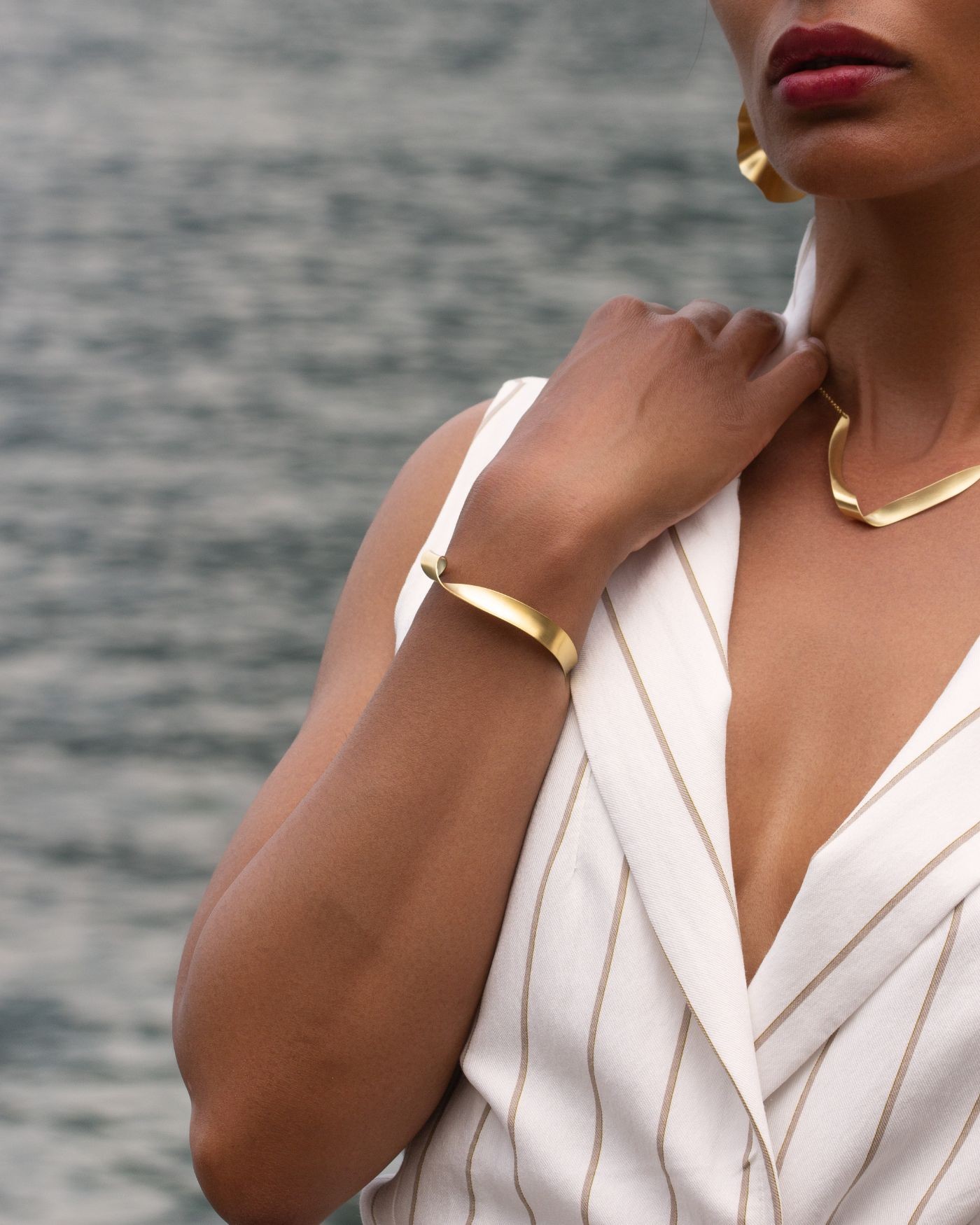 18k gold-gilded handsatinated Lumina bracelet  - 3