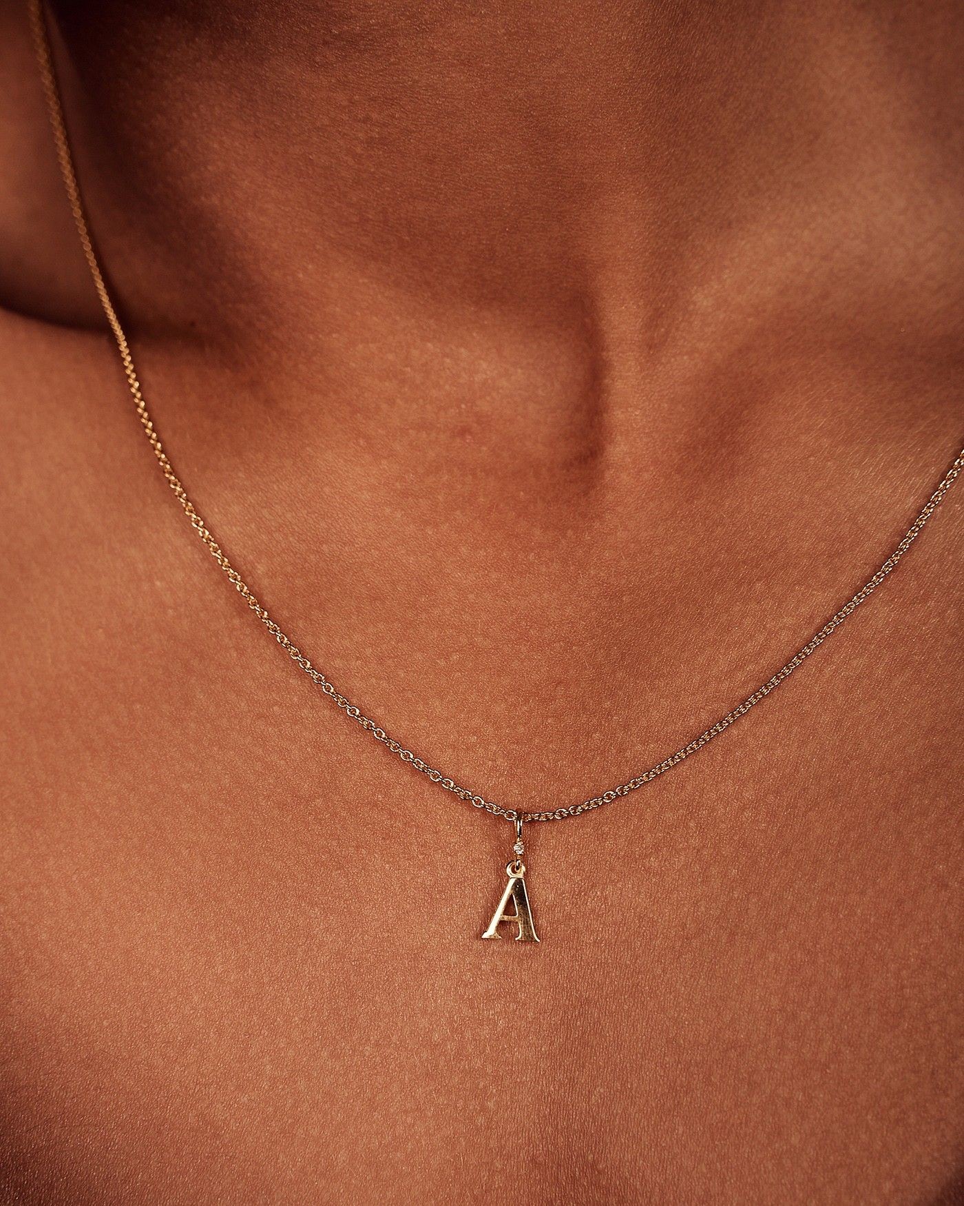 Naszyjnik Alfabeto z białą cyrkonią  - 2